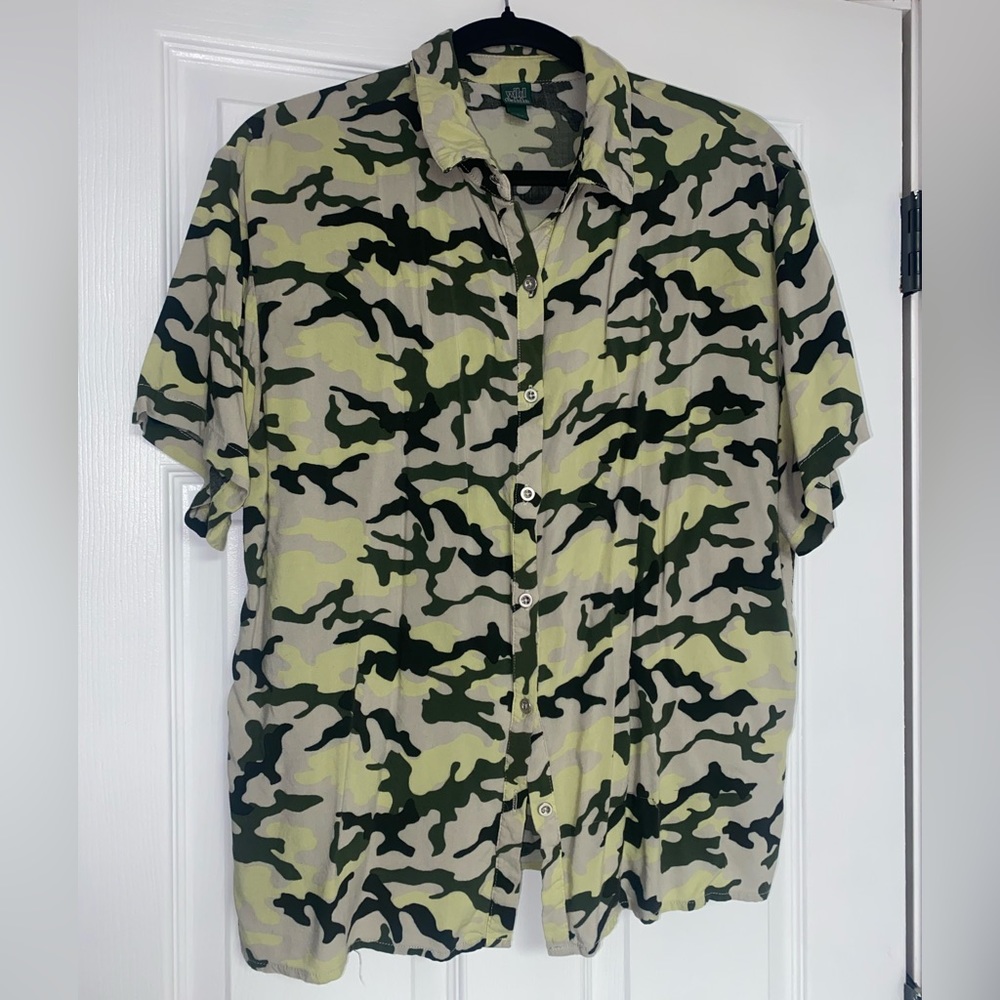 Short sleeved Camo Button Down Blouse